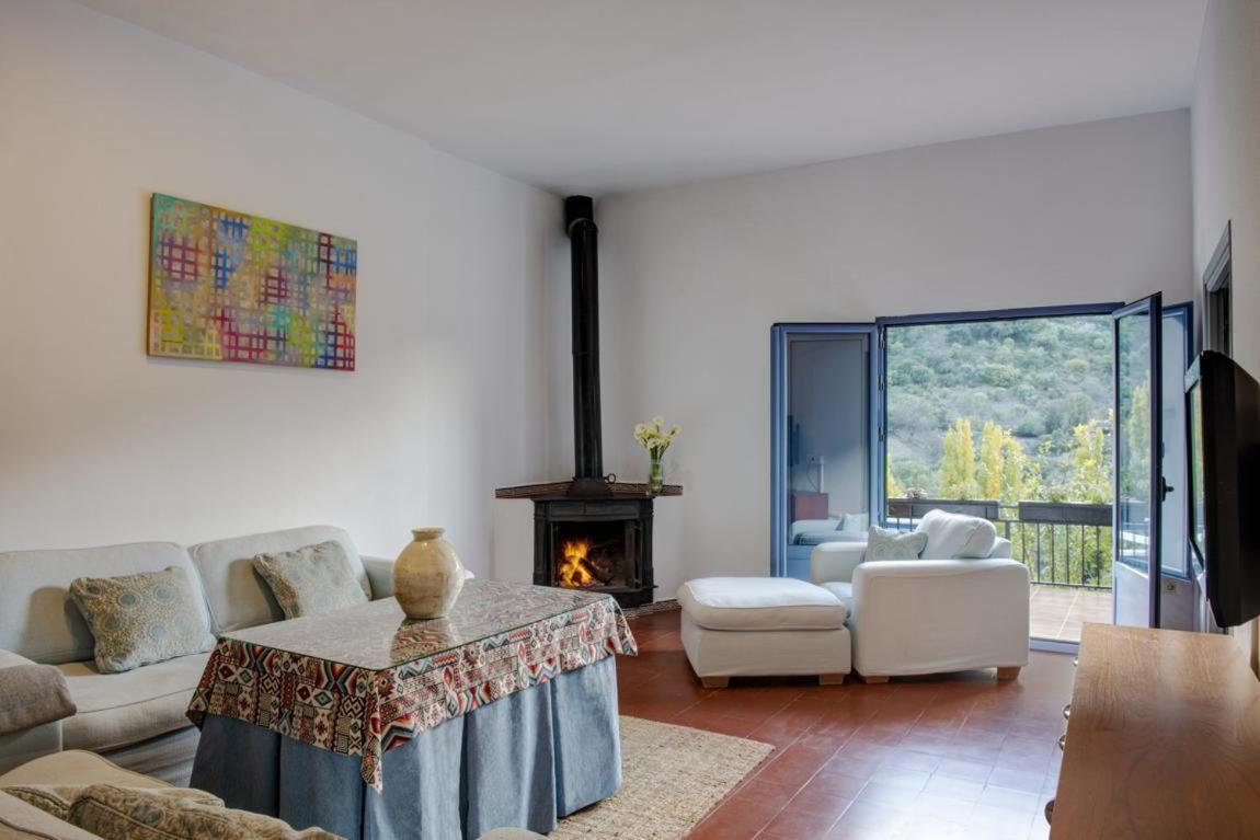 Stunning Home Benamahoma 4 Bed - Sierra Grazalema Extérieur photo